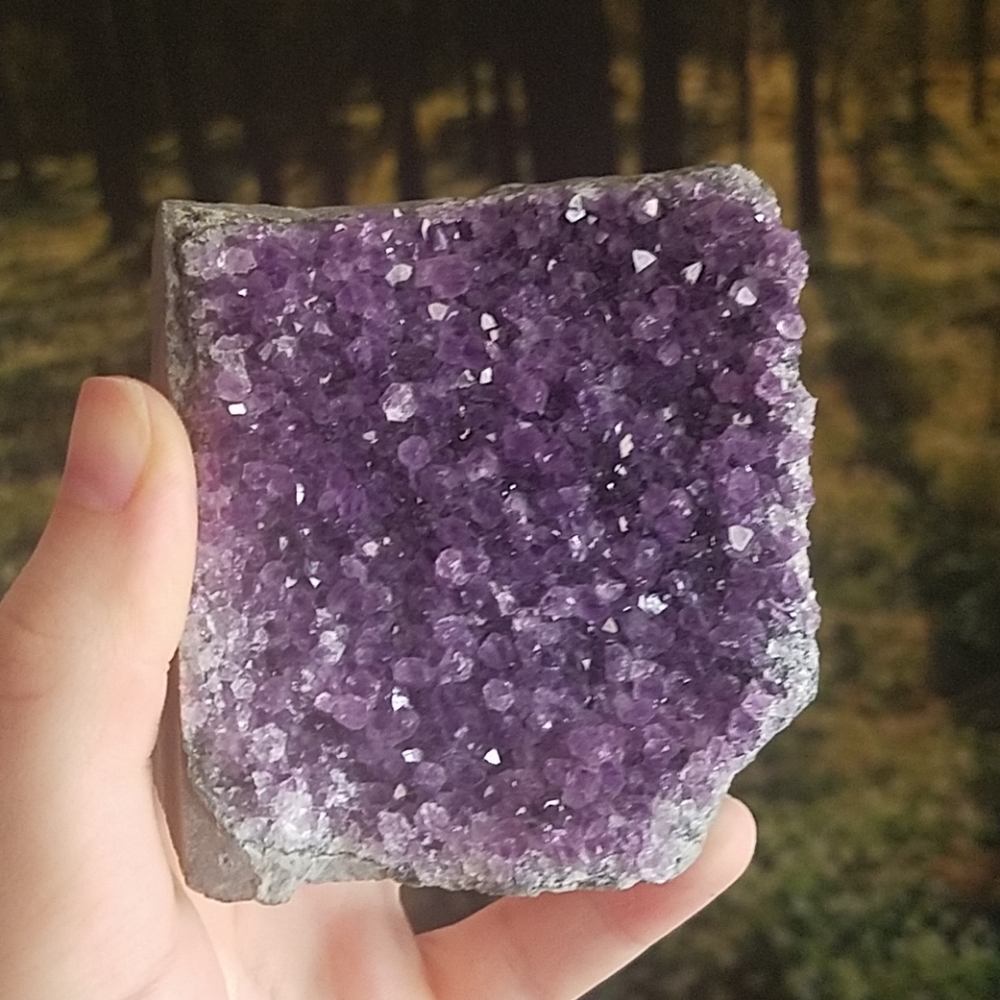 Amethyst cut base freeform